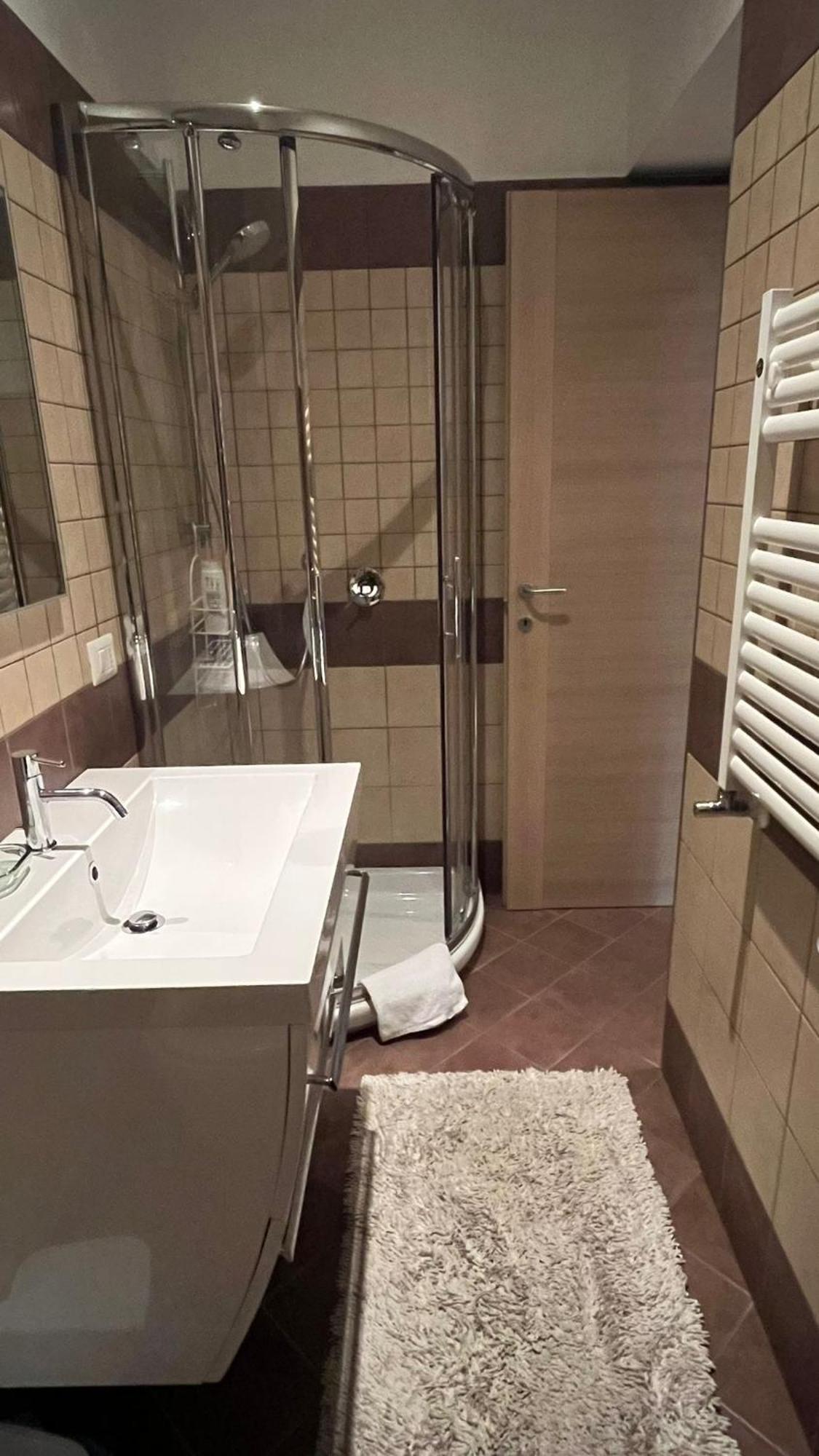 Dng House - Vatican 80 Square روما المظهر الخارجي الصورة